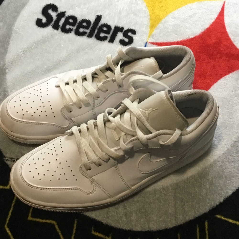 Nike Men's White Sneakers